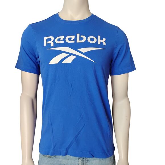 Reebok T-shirt Size Medium Blue with White Logo  Graphics Short Sleeve - Picture 2 of 9